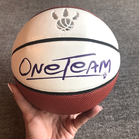 NBA Toronto Raptors “One Team” Mini Basketball - Picture 2 of 8